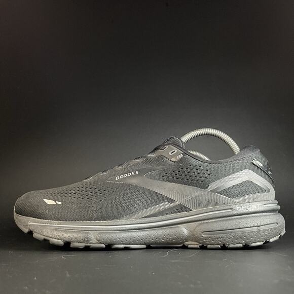 Brooks Ghost 15 Men’s Size 9 D Triple Black Athletic Shoes Running Sneakers GUC